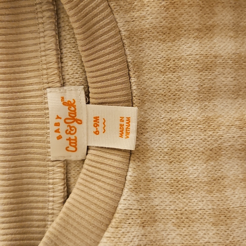 Sweater - Picture 2 of 4